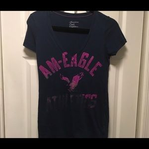 AE and gap tshirts set of 3